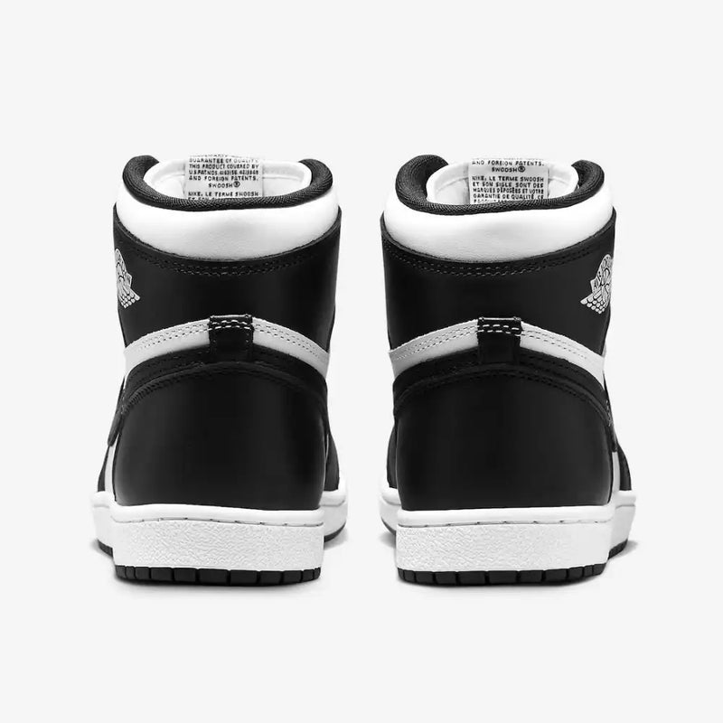 Jordan 1 Retro Black White (555088-010)