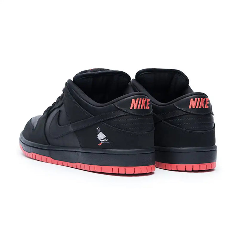 Nike SB Dunk Low Black Pigeon (883232-008)