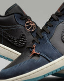 Jordan 1 Low SE Black Dark Obsidian Snakeskin  (FJ5478-010)
