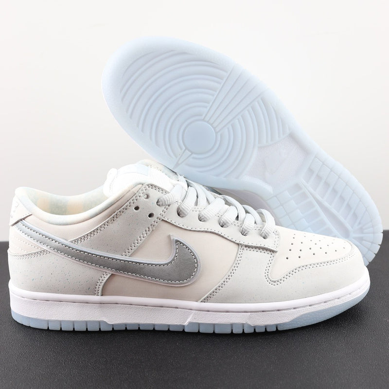 Nike SB Dunk Low White Lobster (Friends and Family) (FD8776-100)