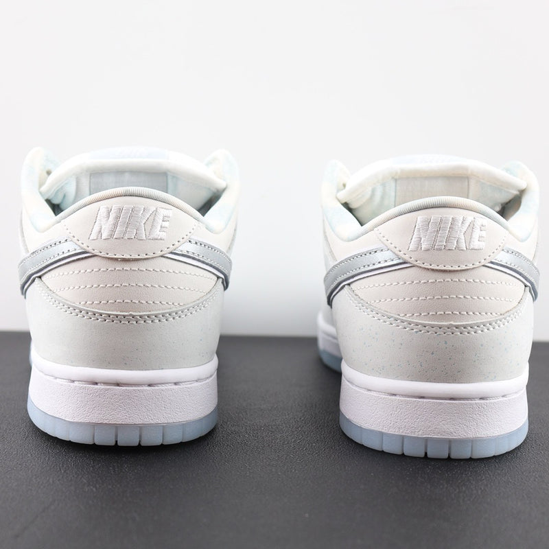 Nike SB Dunk Low White Lobster (Friends and Family) (FD8776-100)